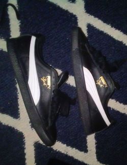 Puma Clyde's black Leather size 9.5