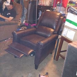 Recliner , Brown , Small