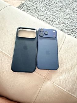 iPhone 17 Pro Max 256GB Unlocked Case and Phone