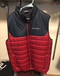 Columbia men’s down vest