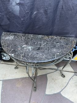 $50  Marble Entry Table  Or Anywhere Table Very Pretty 