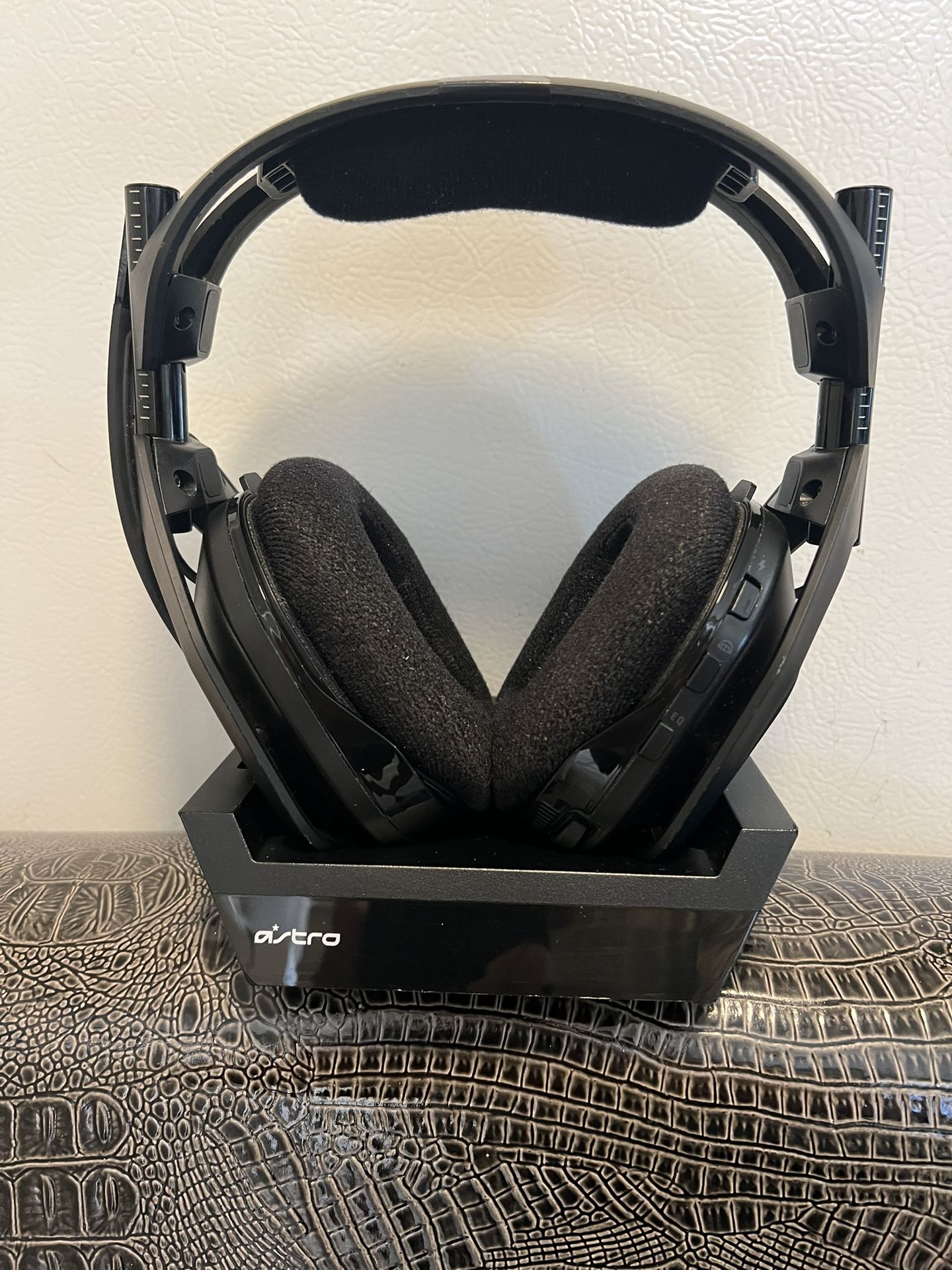 ASTRO A50 WIRELESS + BASE STATION
