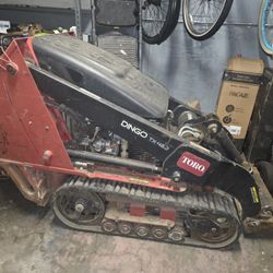 Toro Dingo TX420 Skid Steer Loader
