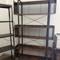 Industrial Style Bookshelf – Wood & Metal – Excellent Condition