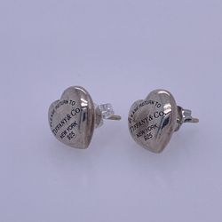 Tiffany & Co. Return to Tiffany Heart Tag Stud Earrings