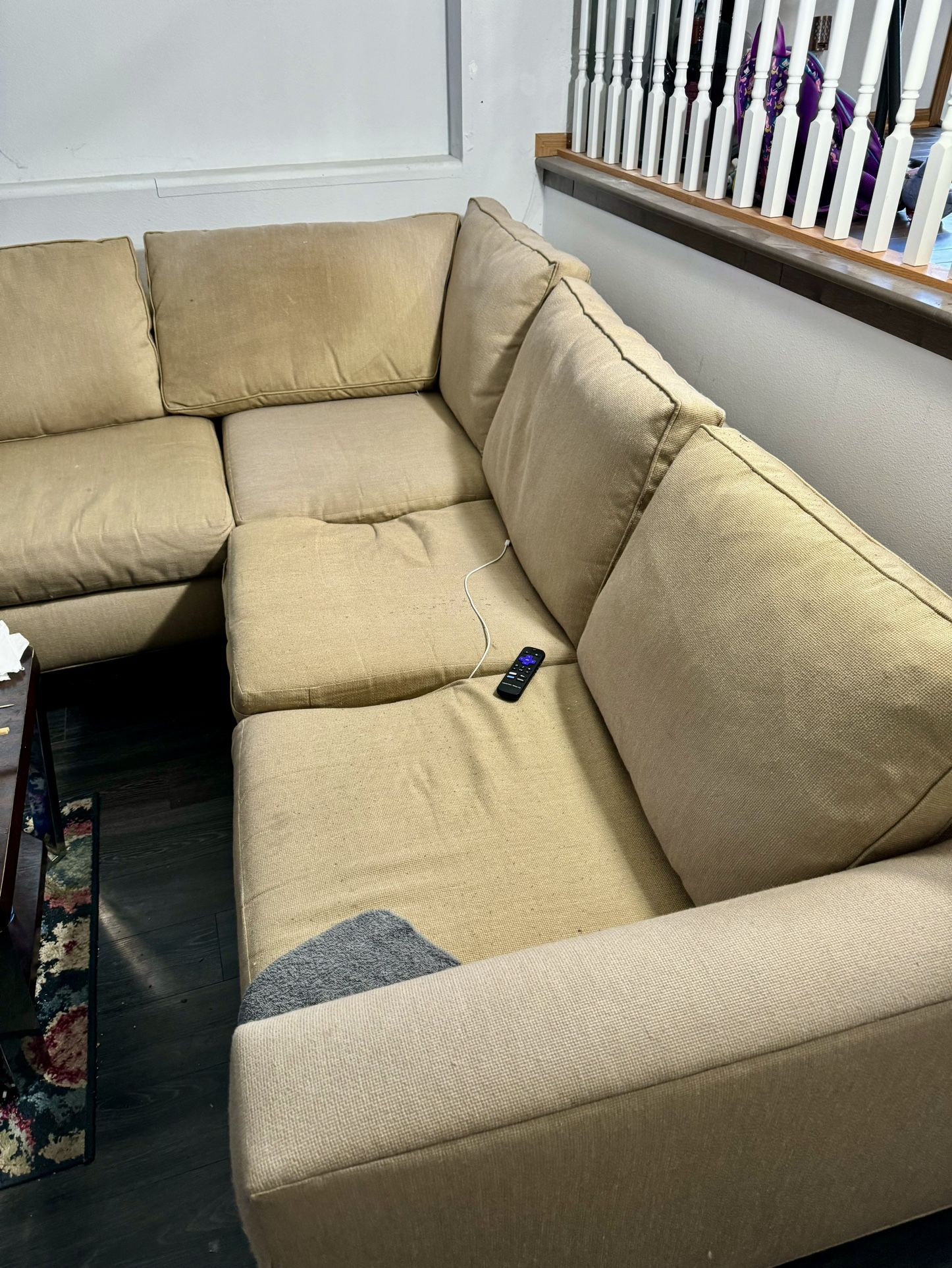 Selling sectional Sofa 