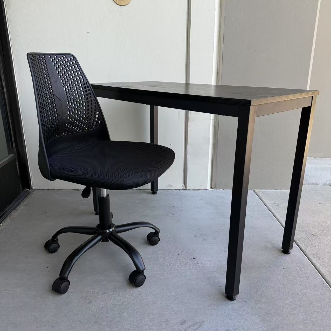 NEW Office Desk With Chair