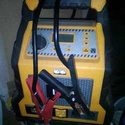 CAT Battery Starter/ Air Compressor