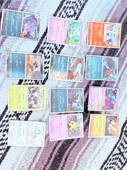 Pokémon Trading Cards Lot of 12