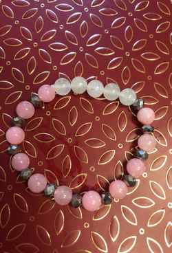 Rose quartz and white jade bracelet