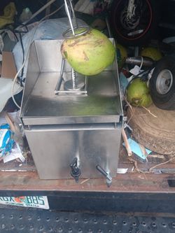 Coconut Peeling Machine