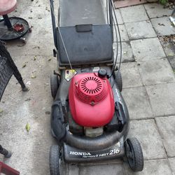 Honda Harmony Mower 