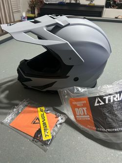Triangle Dual Sport Helmet (L)