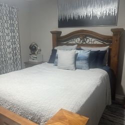 Queen Bedroom Set