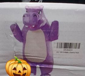Inflatable costume hippo