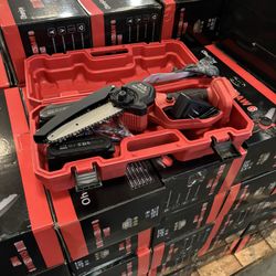 🔥 Mini Electric Chainsaw 6” – Brand New in Box – $20 Each (Red/Blue Random)