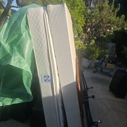 Seally King Size Bed