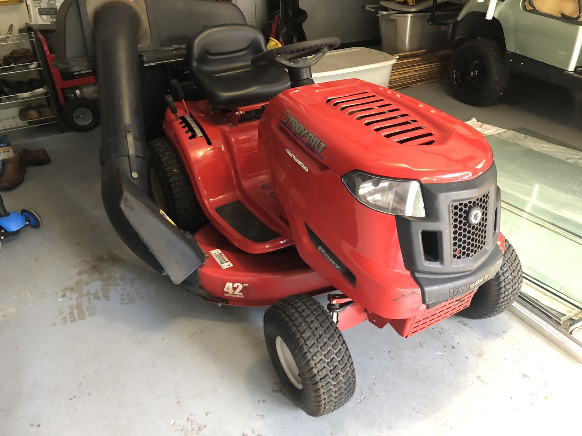 Troy-bilt pony riding lawn mower