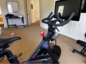 Peloton bike with weights and wireless heart monitor