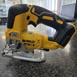 DeWalt Jigsaw (DCS334)