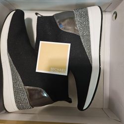 Michael KORS Embellished Booties Size 9.5