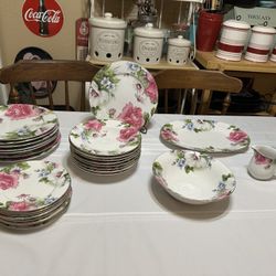 Emeiald E1M1 English Tea Rose Dinnerware 