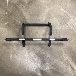 Pull Up Bar Adjustable 
