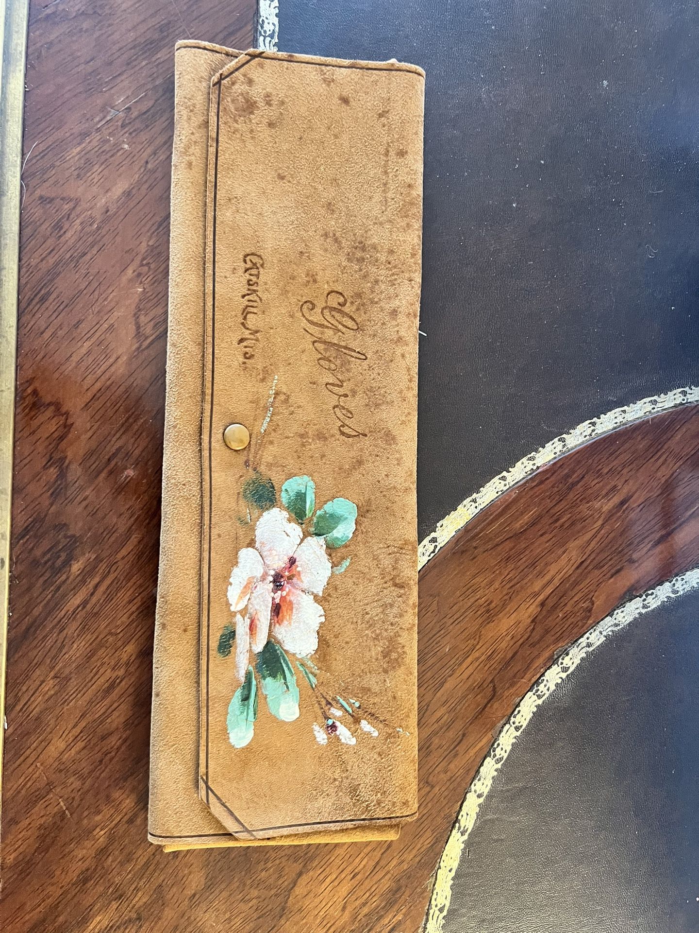Beautiful Vintage Antique Leather Glove Case Or Wallet Floral Motif