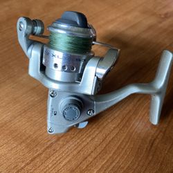 Quantum Lite XL00S3 Spinning Reel