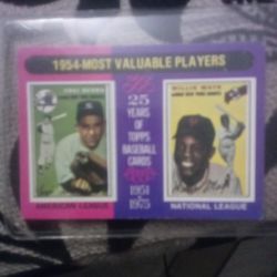 1975 Willie mays yogi berra mint cond.