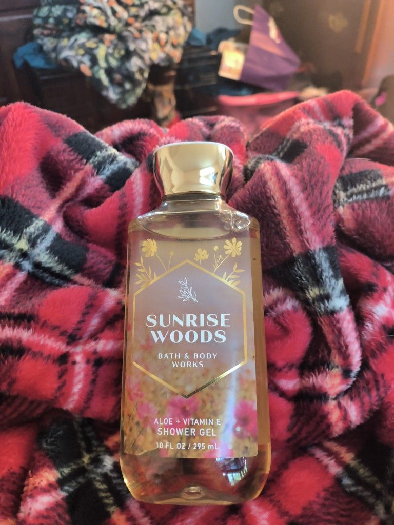 Sunrise Woods Shower Gel