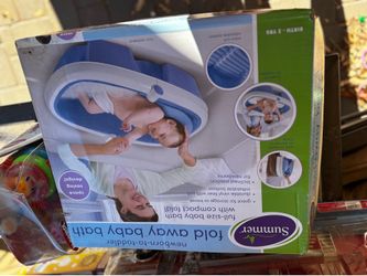 New compact baby bath