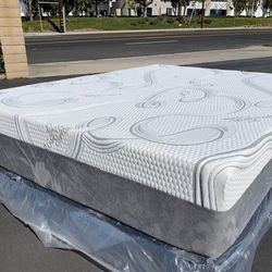 King Organic Hybrid Cool Gel Memory Foam Mattress!!