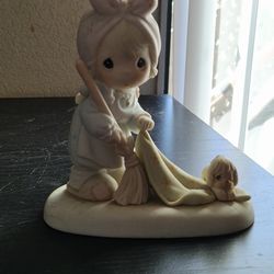 Precious Moments figurine