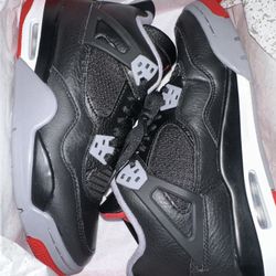Nike Retro 4 Bred Remastered 7y