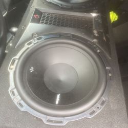 2 Rockford fosgate 12s