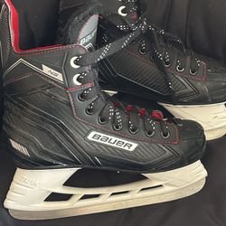 Junior Size 5 Bauer ice hockey skates NS Light Speed Pro II