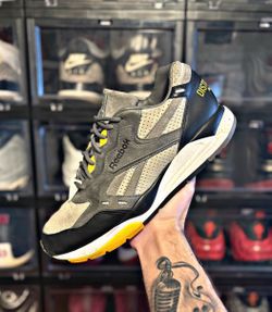 Reebok Ventilator “Distinct Life”