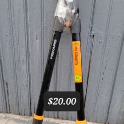 Fiskars Power-Lever 25" Steel Compound Bypass Lopper