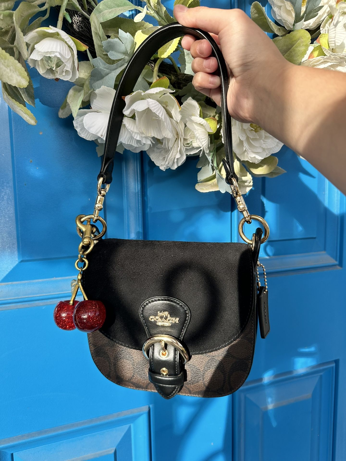 Beautiful Coach Shoulder Purse