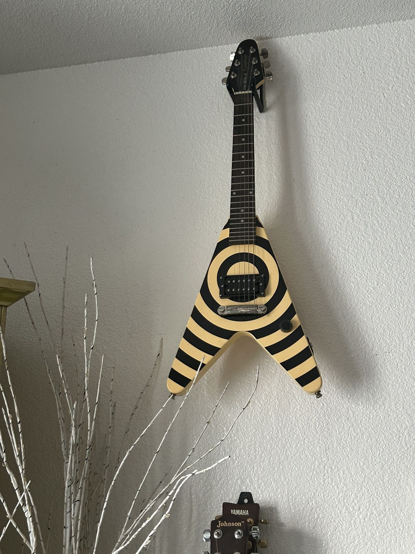 Zakk Wylde Signature Flying Vee Wee Mini Epiphone