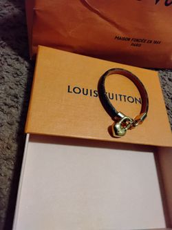 Bracelet