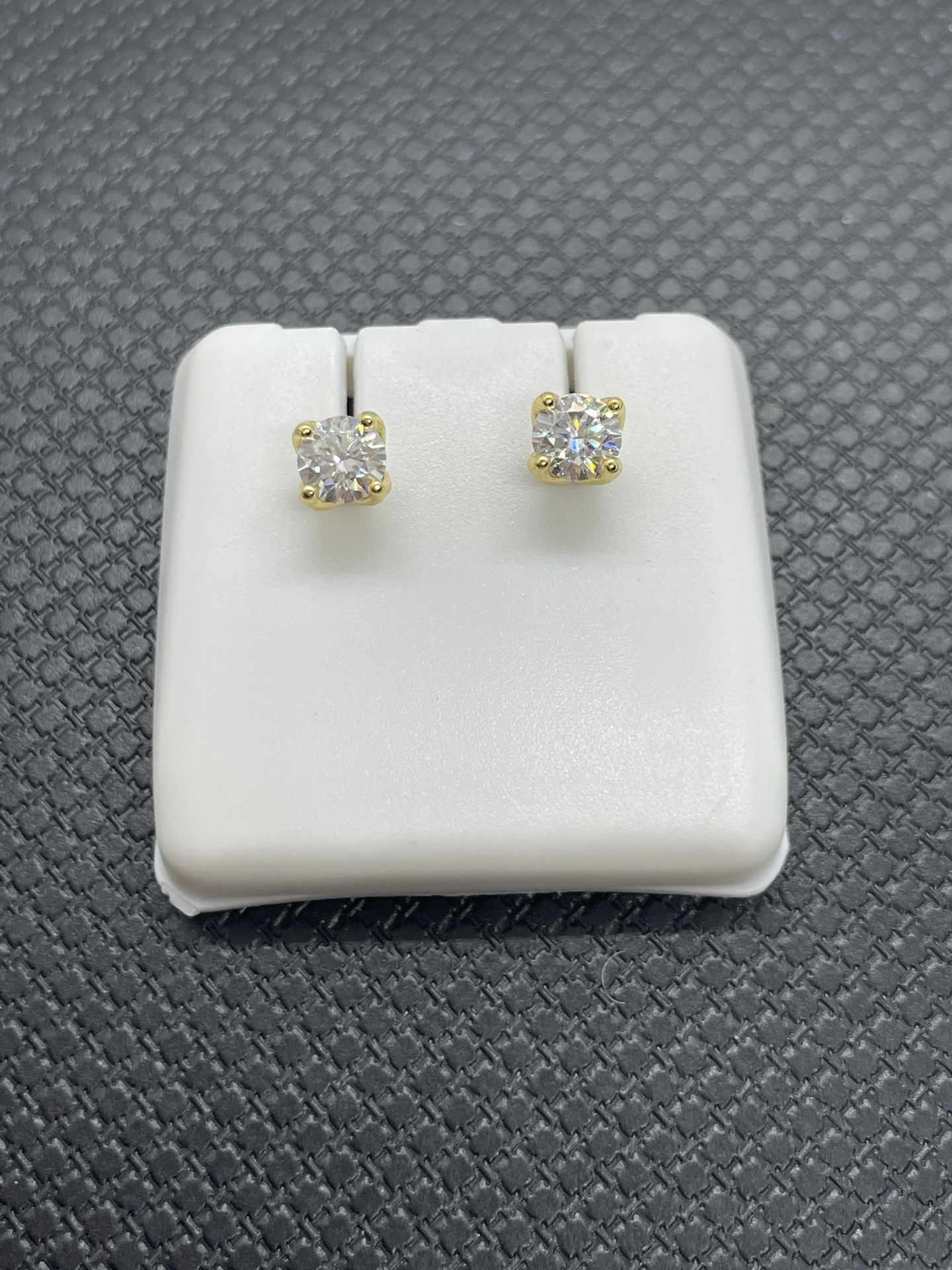 1 Carat Stud Earrings - Moissanite Diamonds & 925 Silver With Gold Over