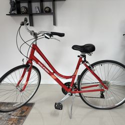 Raleigh Detour 2 Red Women’s Bicycle 