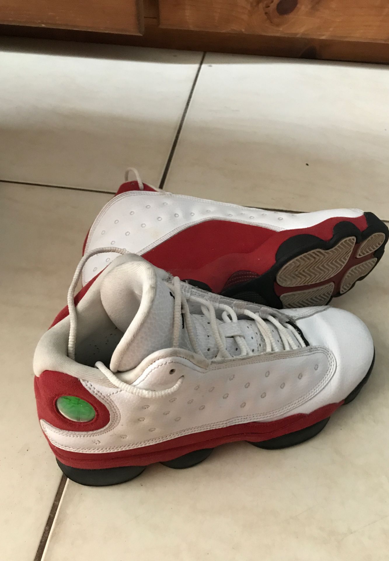 Jordan 13’s Retro Size 7 in Men Red & White
