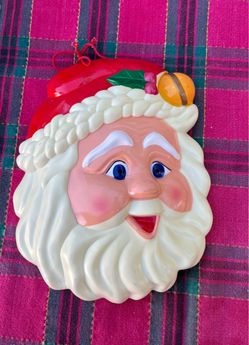 Vintage Light-Up Santa Claus Wall Decoration.