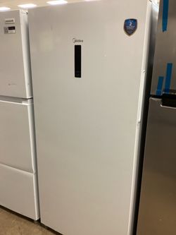 Midea 30 in 21 cu.ft. Digital Control Convertible Garage Ready Frost-Free Upright Freezer New Scratch and Dent