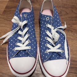 Blue With White Stars Converse. Women size 8, men size 6 - never worn