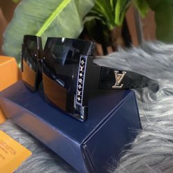 Sunglasses 😎 