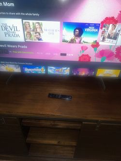 Samsung 50”  TV & Farmhouse TV Stand